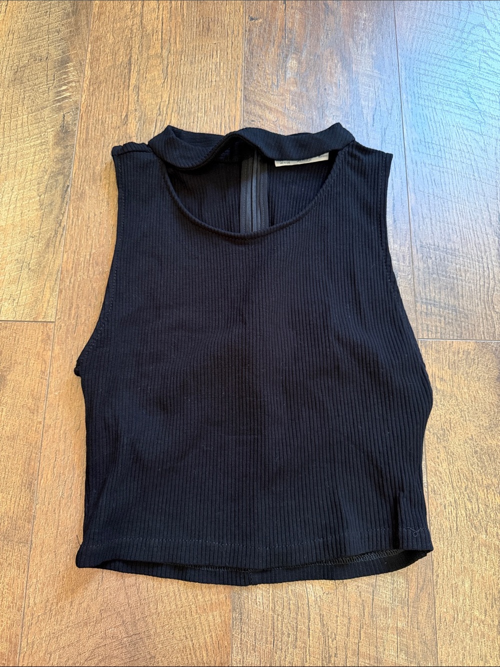 Zara Black Ribbed Sleeveless Mock Neck Crop Tank